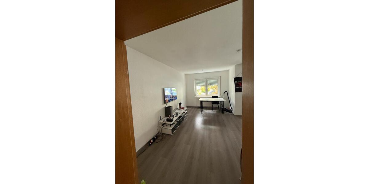 Etagenwohnung Ludwigshafen am Rhein Ludwigshafen-Oggersheim - 2 Zimmer, 72 m&sup2;, 1.100&euro; | Angebot:26538145
