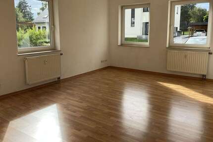 Wohnung Königsbrück - 3 Zimmer, 77 m&sup2;, 720&euro; | Angebot:26072035