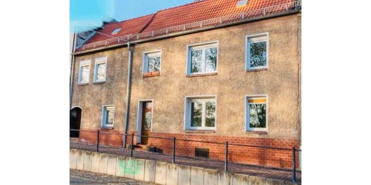 Reihenhaus Staßfurt - 4 Zimmer, 160 m&sup2;, 650&euro; | Angebot:22941200