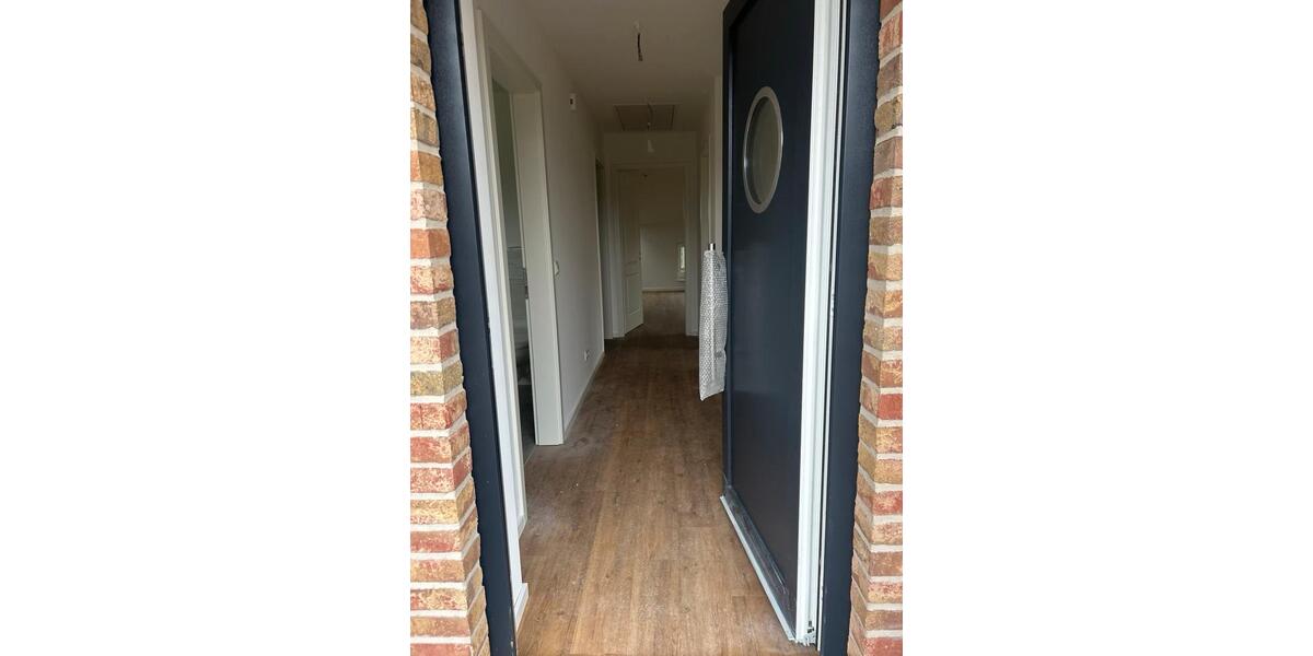 Dachgeschoßwohnung Weddingstedt - 2 Zimmer, 75 m&sup2;, 880&euro; | Angebot:26036272