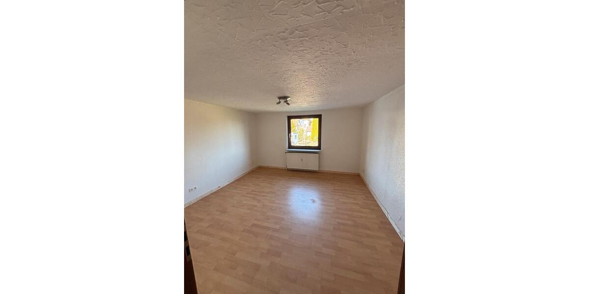 Etagenwohnung Gehrden - 3 Zimmer, 70 m&sup2;, 1.050&euro; | Angebot:25871190