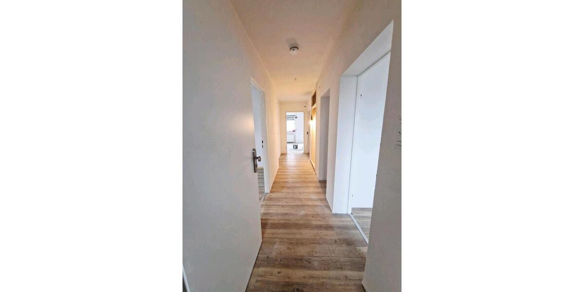 4 Zimmer 117 m2 Erdgeschoss Wohnung zu Vermieten 4 zimmer