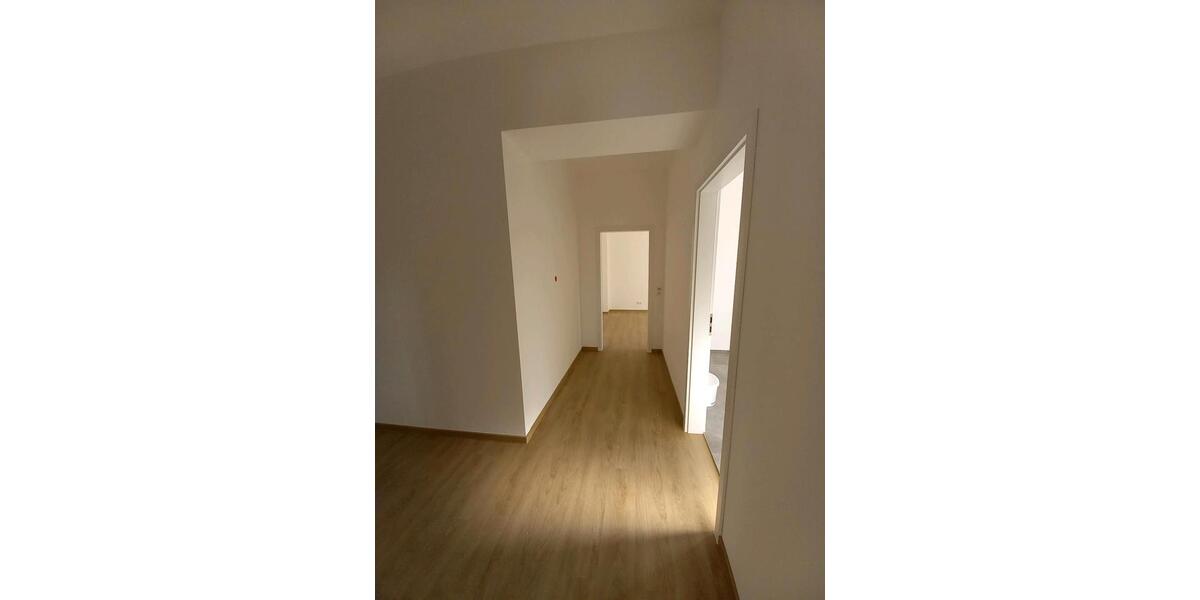 Etagenwohnung Drei Gleichen - 4 Zimmer, 120 m&sup2;, 1.200&euro; | Angebot:24870061