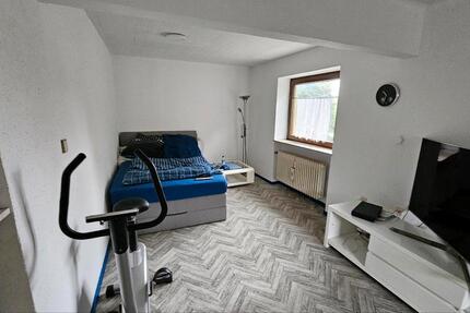 Wohnung Neunkirchen Heinitz - 3 Zimmer, 80 m&sup2;, 700&euro; | Angebot:25256260