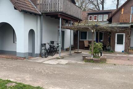 Wohnung Schortens - 3 Zimmer, 84 m&sup2;, 660&euro; | Angebot:26383590