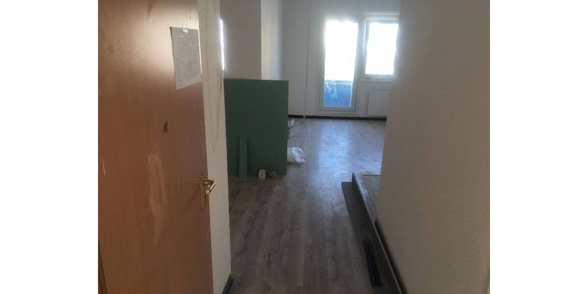 Etagenwohnung Brandenburg an der Havel Hohenstücken - 6 Zimmer, 123 m&sup2;, 860&euro; | Angebot:26064541