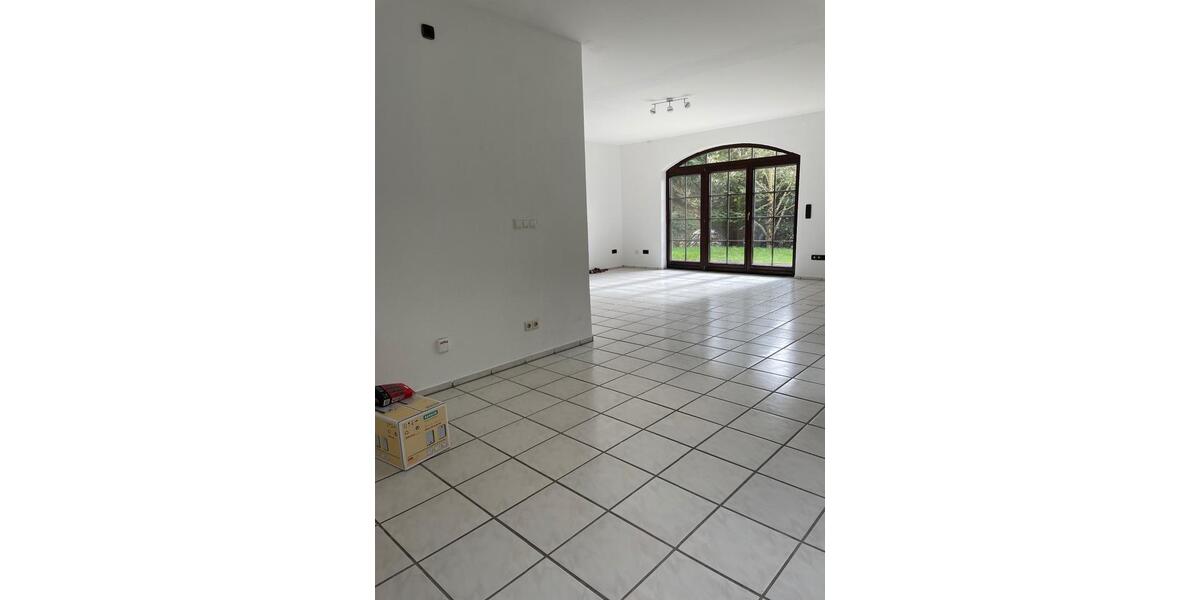 Terrassenwohnung Gaugrehweiler - 2 Zimmer, 70 m&sup2;, 700&euro; | Angebot:25973225