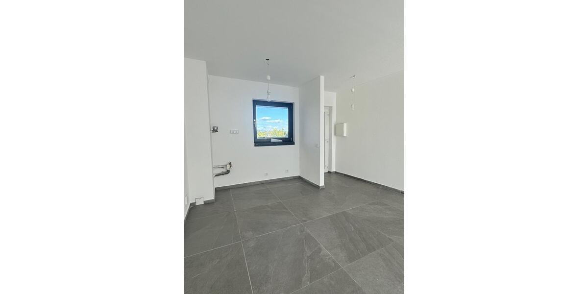 Etagenwohnung Wiesbaden Biebrich - 2 Zimmer, 64 m&sup2;, 1.150&euro; | Angebot:24618168