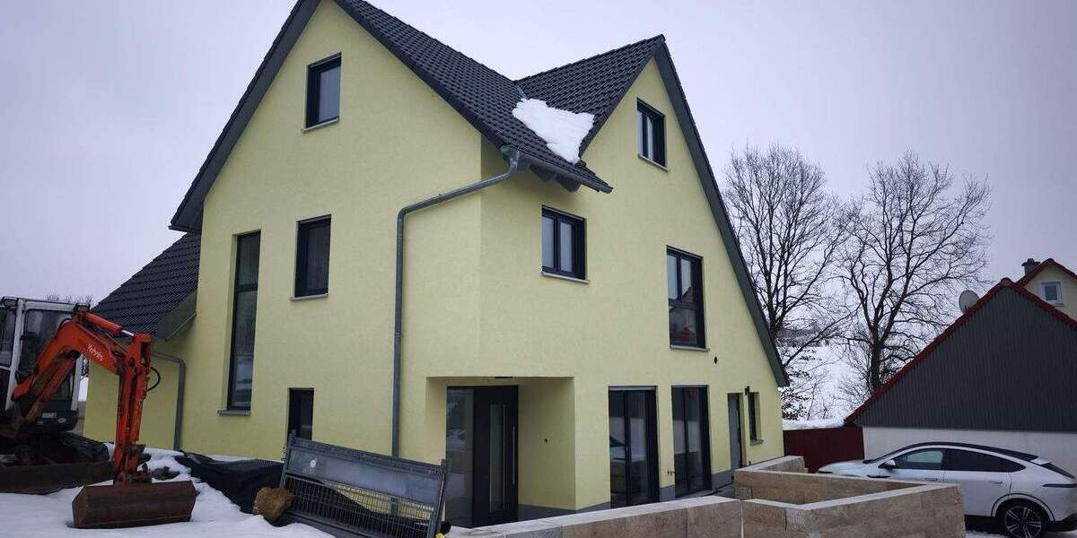 Einfamilienhaus Igensdorf Pettensiedel - 1 Zimmer, 240 m&sup2;, 2.200&euro; | Angebot:25140505