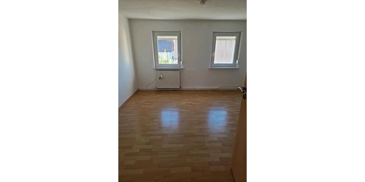 Dachgeschoßwohnung Forchheim - 3 Zimmer, 75 m&sup2;, 800&euro; | Angebot:26598119