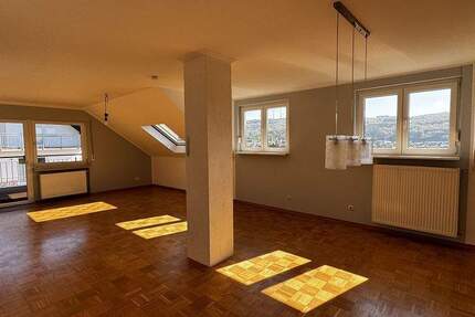 KONZ - Oberemmel - Gepflegte 3 Zimmer Wohnung mit Balkon und Stellplatz 3 zimmer