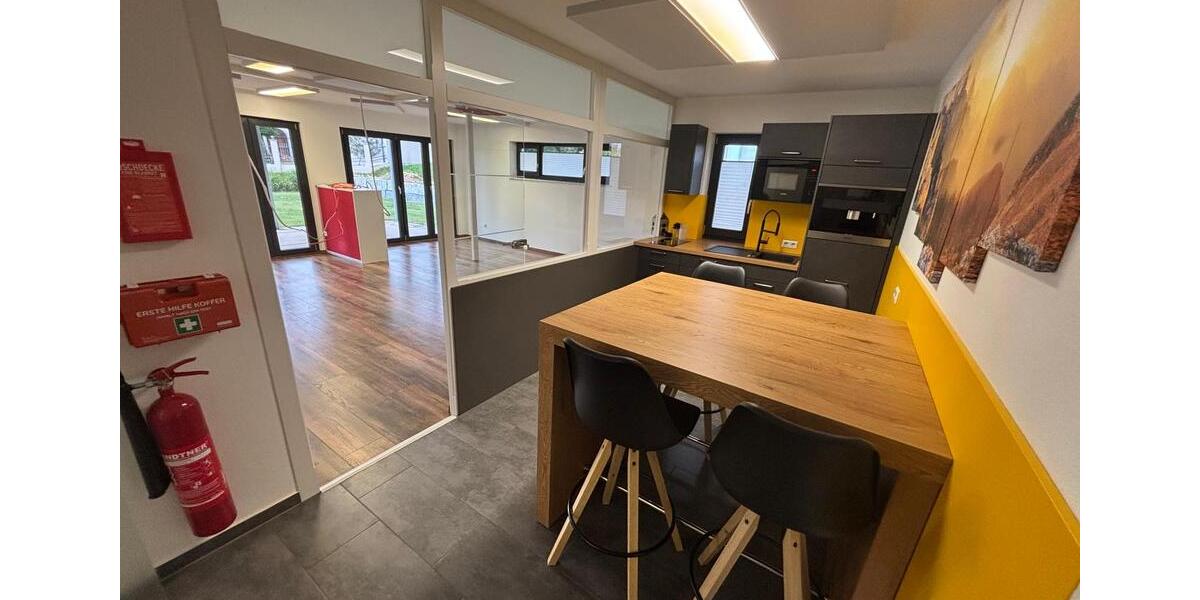 Erdgeschoßwohnung Pfarrkirchen - 3 Zimmer, 120 m&sup2;, 1.080&euro; | Angebot:26262654