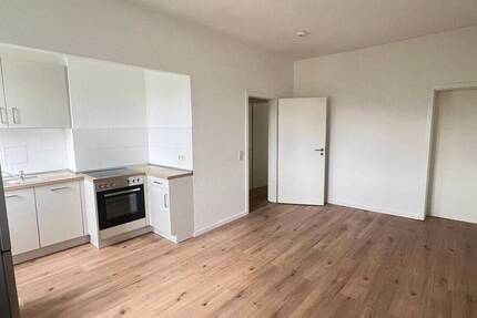 Wohnung Zwickau Pölbitz - 3 Zimmer, 55 m&sup2;, 350&euro; | Angebot:26826644