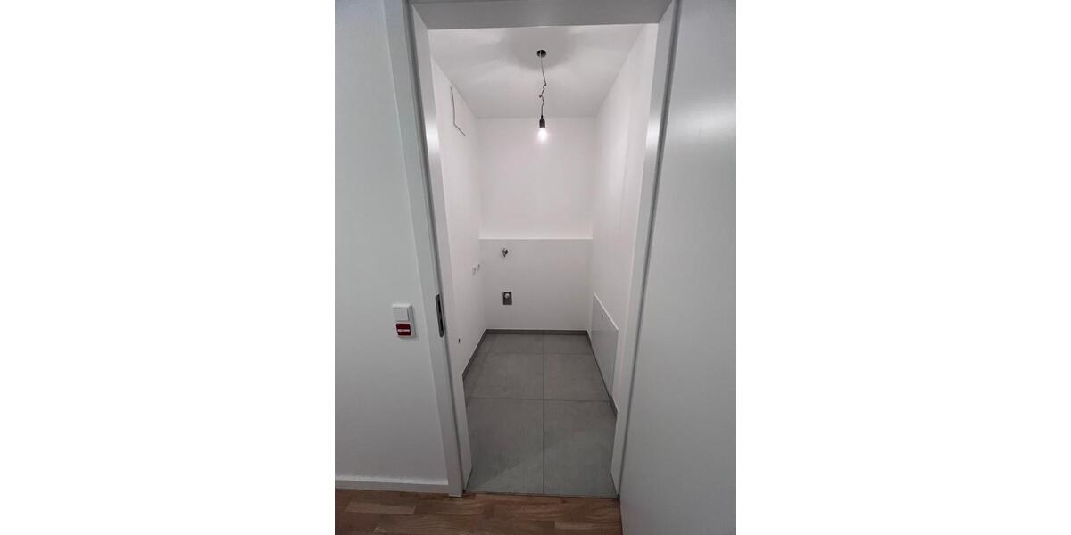 Etagenwohnung Wesseling - 2 Zimmer, 60 m&sup2;, 1.000&euro; | Angebot:24646202