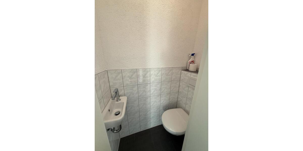 Erdgeschoßwohnung Hohenroda - 3 Zimmer, 120 m&sup2;, 1.050&euro; | Angebot:26075389