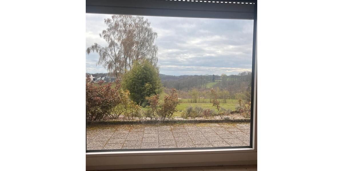 Etagenwohnung Wermelskirchen - 3 Zimmer, 101 m&sup2;, 1.200&euro; | Angebot:26400653
