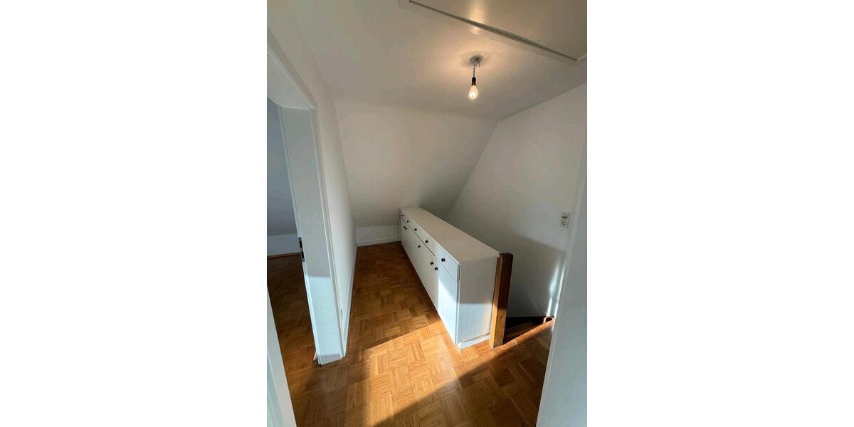 Einfamilienhaus Walldürn - 5 Zimmer, 100 m&sup2;, 1.100&euro; | Angebot:24741456