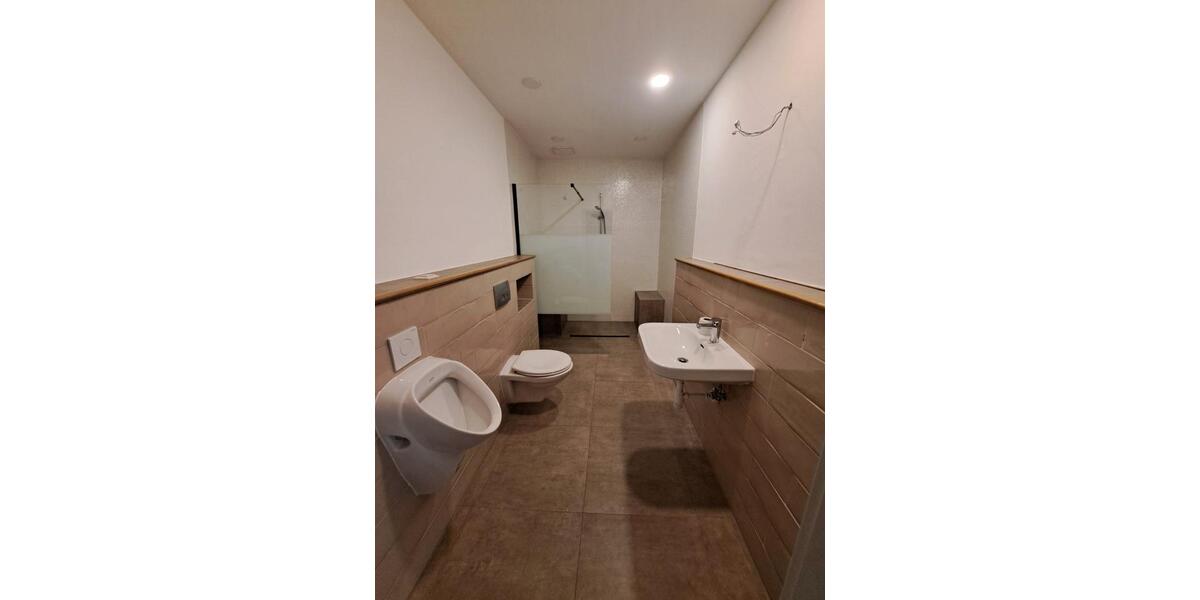 Etagenwohnung Großenhain - 3 Zimmer, 140 m&sup2;, 850&euro; | Angebot:26645170