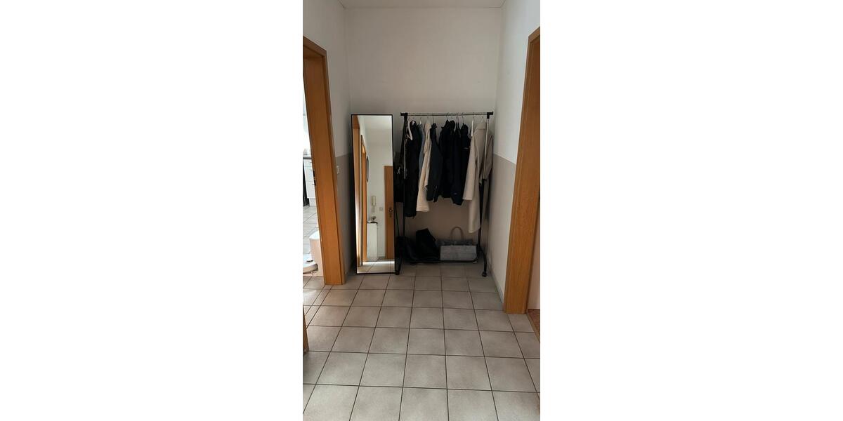 Dachgeschoßwohnung Griesheim - 1 Zimmer, 40 m&sup2;, 815&euro; | Angebot:26020923