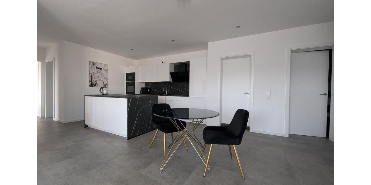 Etagenwohnung Mühlacker - 4 Zimmer, 123 m&sup2;, 1.730&euro; | Angebot:24664890