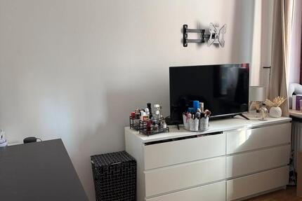Wohnen auf Zeit Augsburg Innenstadt - 1 Zimmer, 12 m&sup2;, 600&euro; | Angebot:25436677