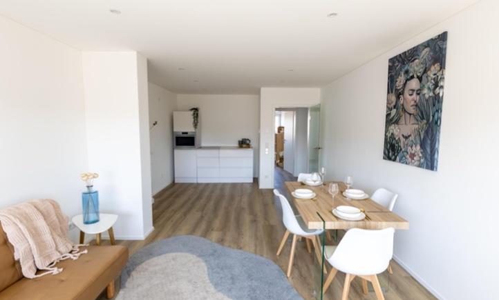 Etagenwohnung Neustadt an der Aisch - 3 Zimmer, 76 m&sup2;, 1.085&euro; | Angebot:26266150
