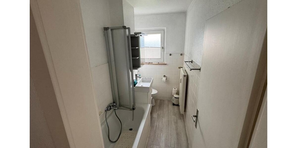 Etagenwohnung Essen Stadtbezirk VI - 1 Zimmer, 46 m&sup2;, 660&euro; | Angebot:25234484