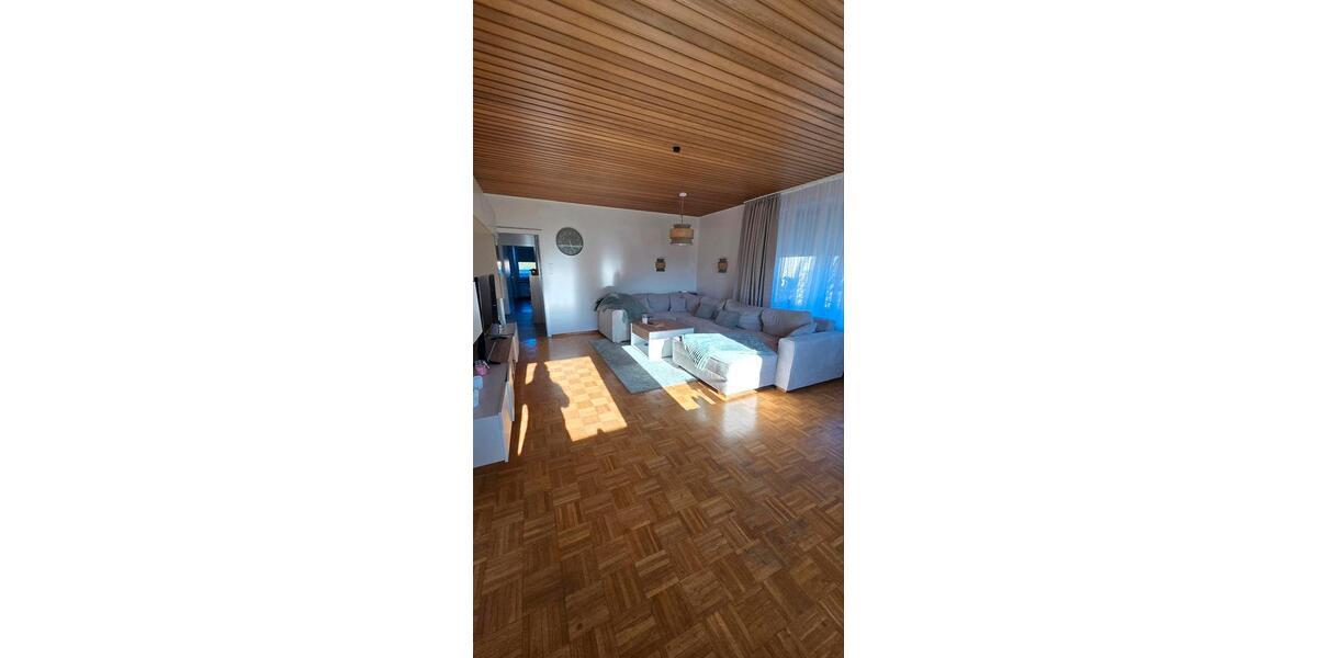Etagenwohnung Geestland - 5 Zimmer, 116 m&sup2;, 1.200&euro; | Angebot:26415980