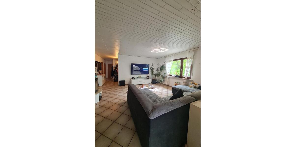 Etagenwohnung Altenahr - 4 Zimmer, 120 m&sup2;, 1.100&euro; | Angebot:26545226