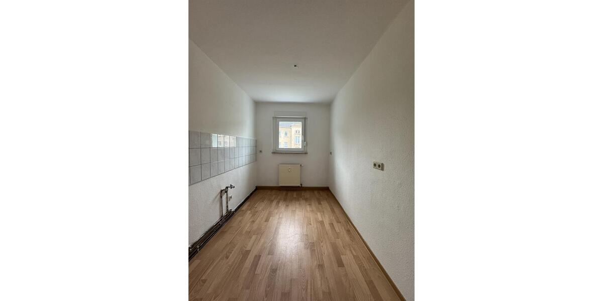 Etagenwohnung Nienburg (Saale) - 2 Zimmer, 50 m&sup2;, 325&euro; | Angebot:26162208
