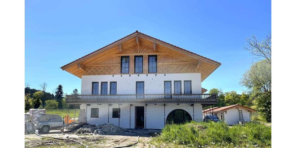 Einfamilienhaus Bernau am Chiemsee - 8 Zimmer, 250 m&sup2;, 2.500&euro; | Angebot:26538102