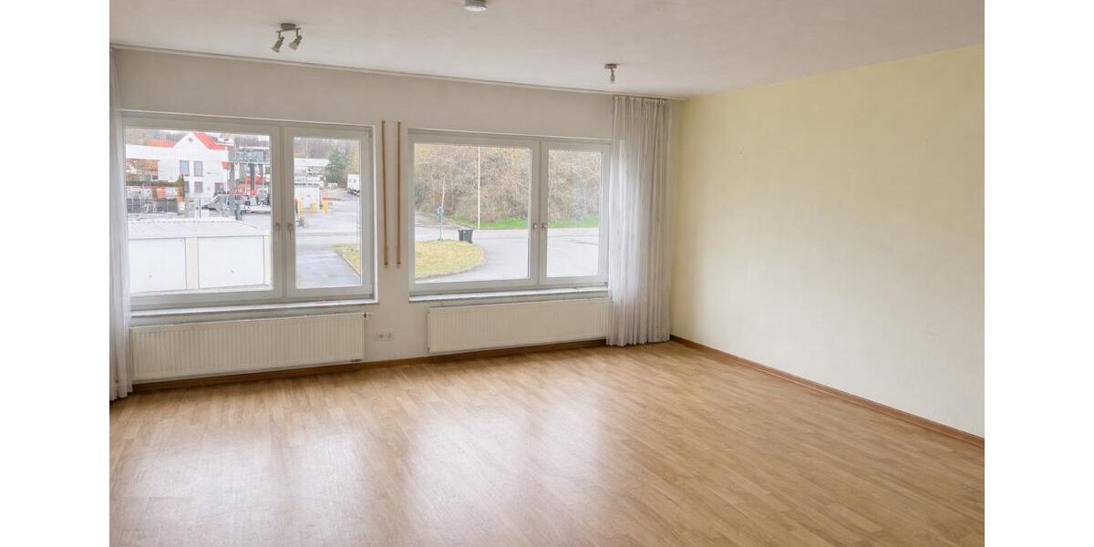 Gewerbeobjekt Burglengenfeld - 850&euro; | Angebot:25965445