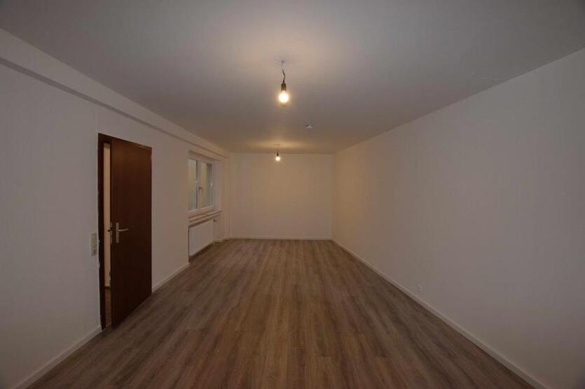 +++ Ich wurde renoviert! Charmante 4-Raumwohnung über 2 Etagen mit Tageslichtbad +++ zimmer