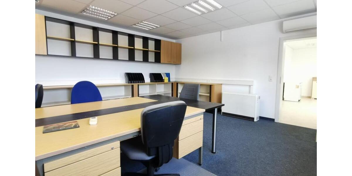 Deggendorf Zentrum: helle, großzügige Büroräume m. 4 Stellplätzen zimmer