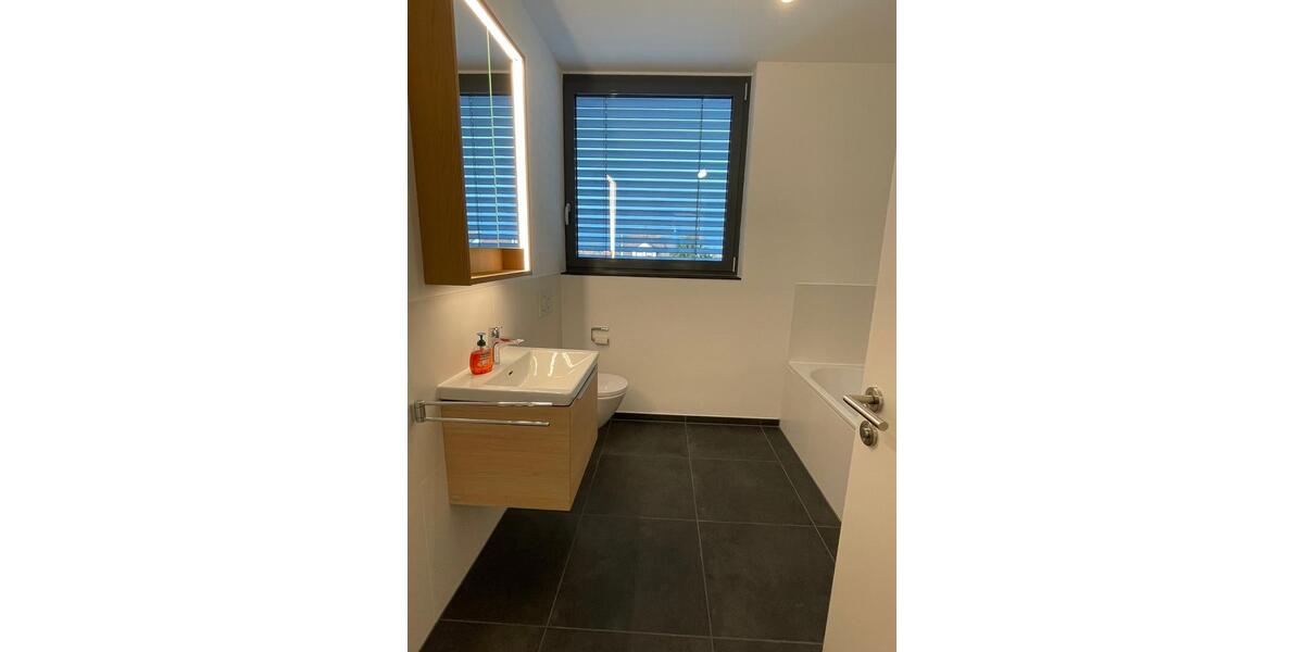Wohnen auf Zeit Denzlingen - 1 Zimmer, 28 m&sup2;, 590&euro; | Angebot:26356748
