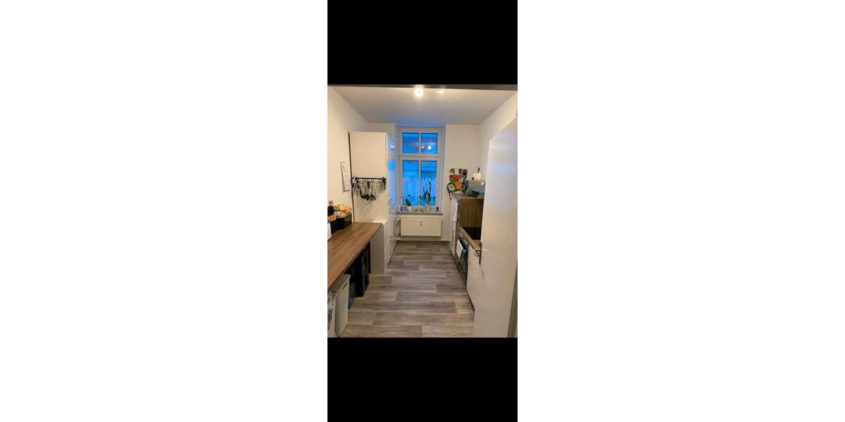 Etagenwohnung Staßfurt - 4 Zimmer, 109 m&sup2;, 654&euro; | Angebot:25942643