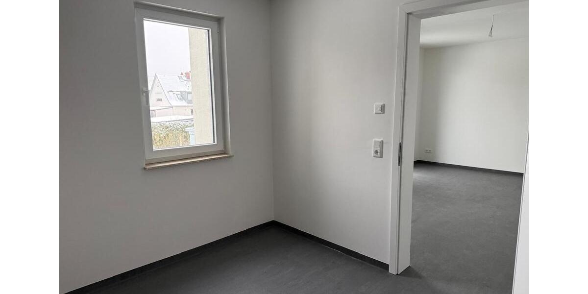 Erdgeschoßwohnung Waren (Müritz) - 2 Zimmer, 54 m&sup2;, 648&euro; | Angebot:24983867