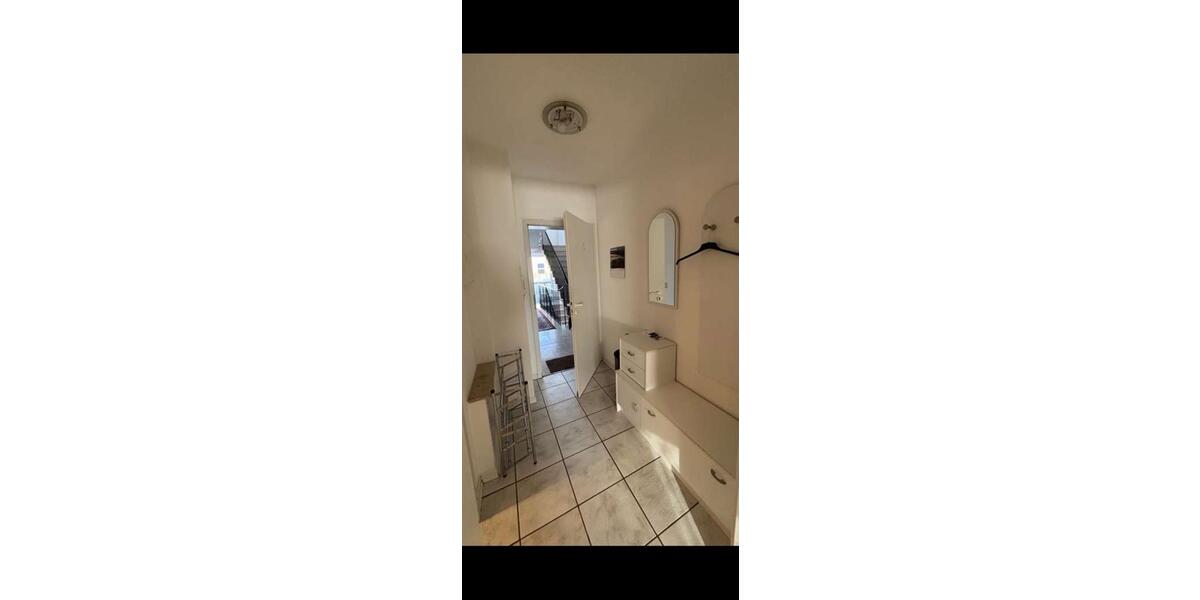 Erdgeschoßwohnung Duisburg Huckingen - 1 Zimmer, 50 m&sup2;, 650&euro; | Angebot:24824880