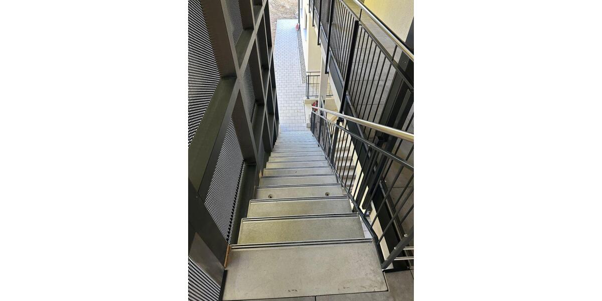 Etagenwohnung Windorf - 2 Zimmer, 68 m&sup2;, 665&euro; | Angebot:25646752