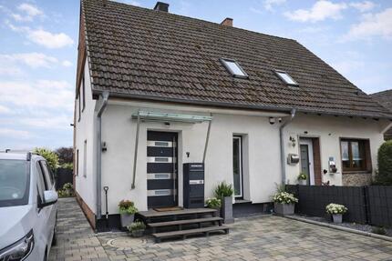 Haus Ahlen Dolberg - 4 Zimmer, 159 m&sup2;, 1.400&euro; | Angebot:25268698