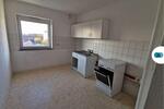 **Wohnen mit Ausblick: Renovierte und großräumige 2-Zi.-Whg. mit Balkon** zimmer