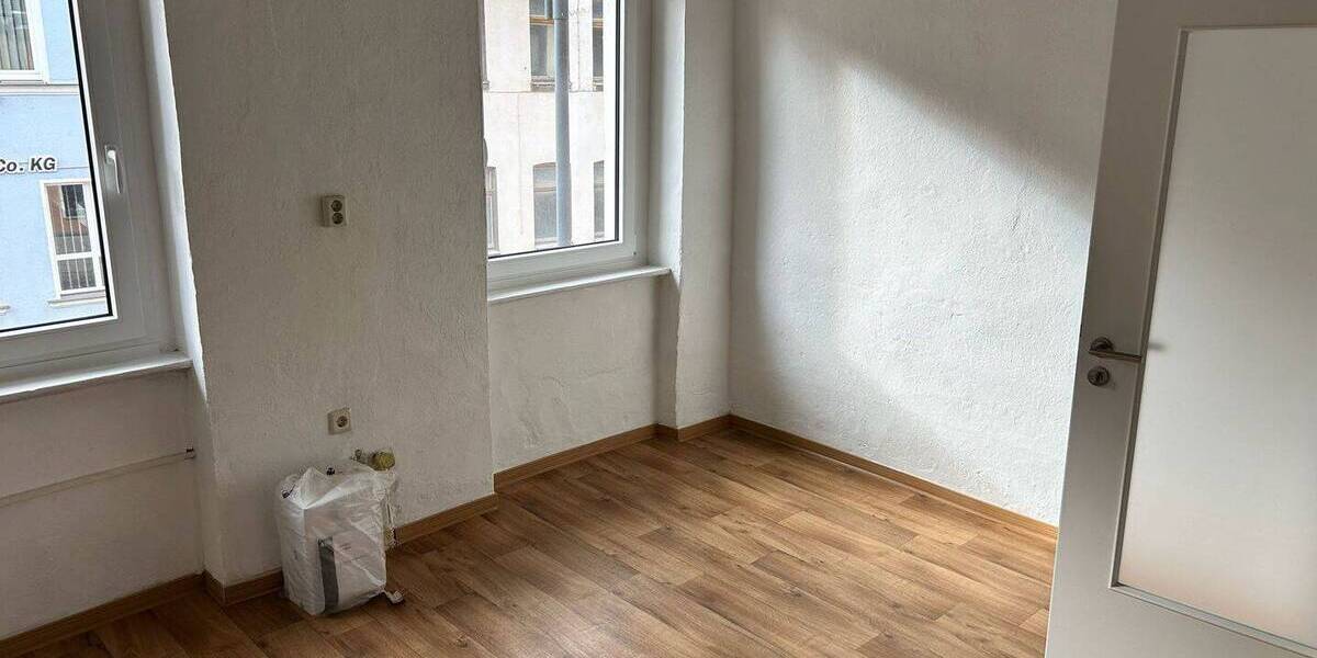 Etagenwohnung Gräfenthal - 4 Zimmer, 82 m&sup2;, 395&euro; | Angebot:26656949