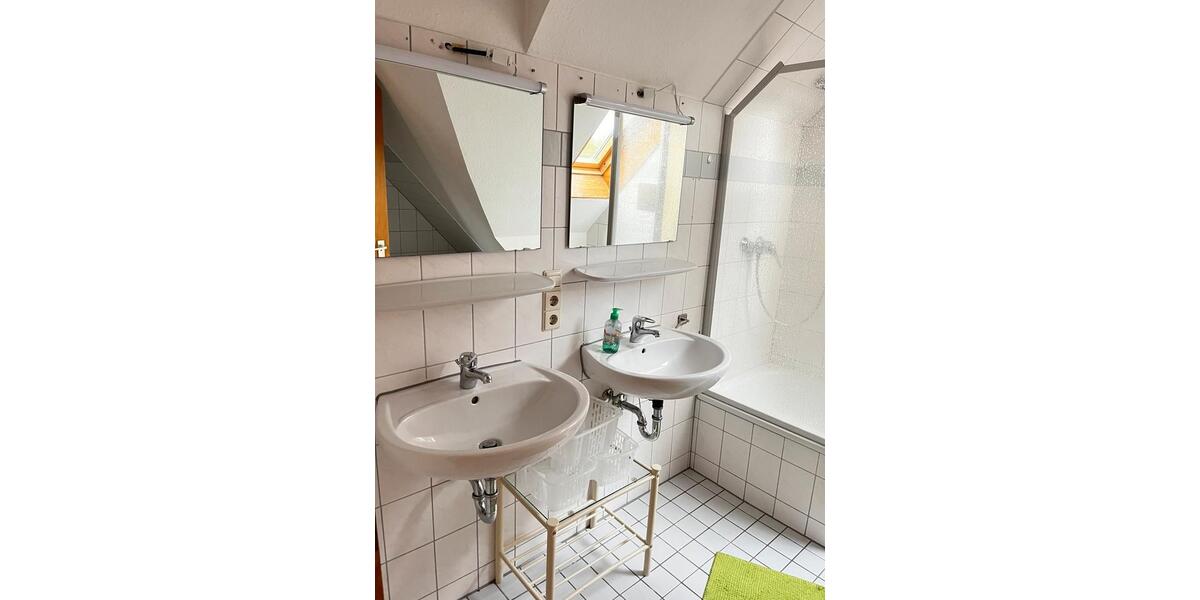 Wohnen auf Zeit Villingen-Schwenningen Schwenningen - 1 Zimmer, 17 m&sup2;, 380&euro; | Angebot:25436610