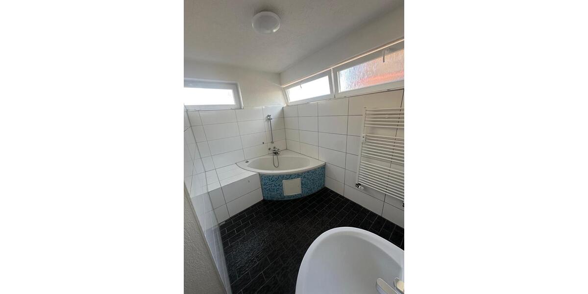 Etagenwohnung Göppingen - 3 Zimmer, 97 m&sup2;, 1.100&euro; | Angebot:24506821