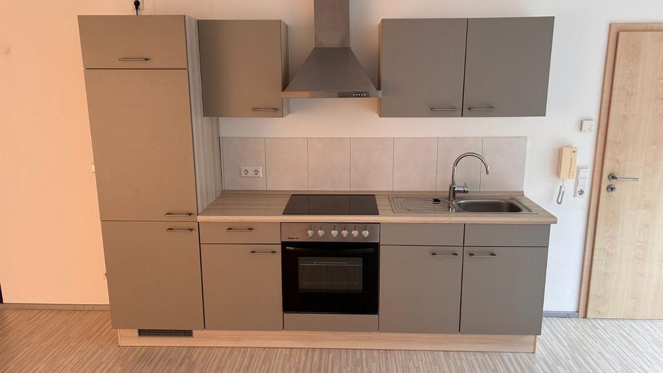 Etagenwohnung Ulm Donautal - 2 Zimmer, 62 m&sup2;, 790&euro; | Angebot:26375256