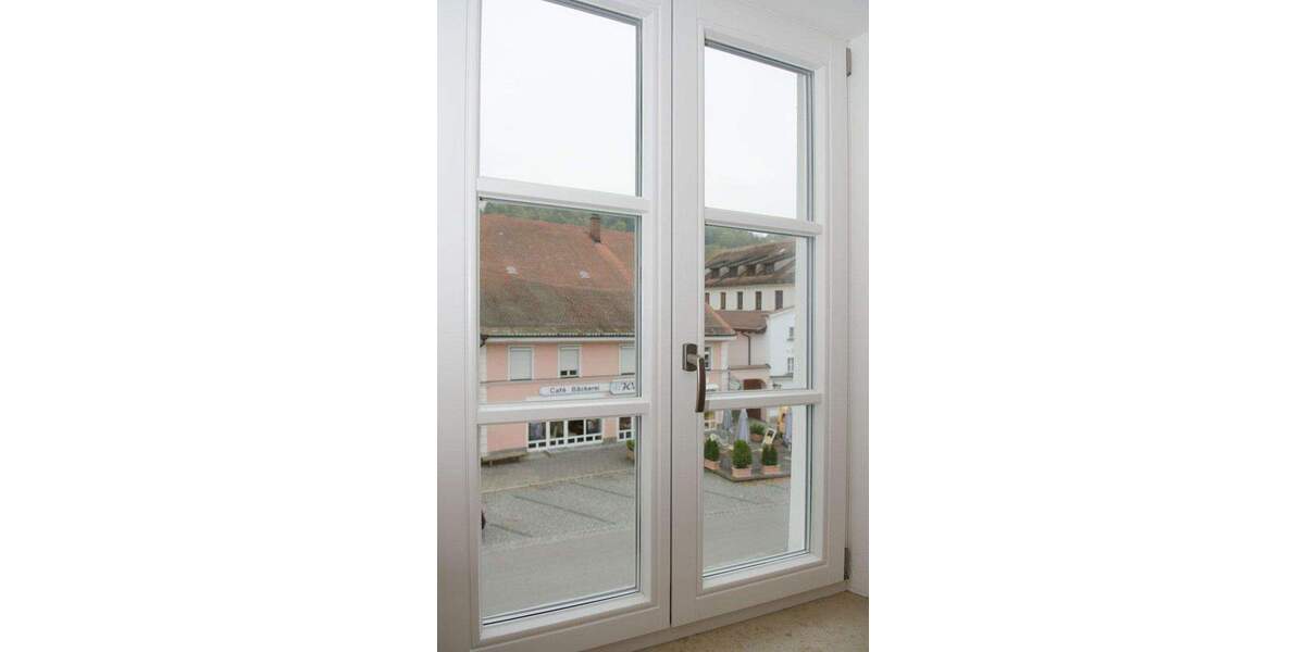 Etagenwohnung Bogen Bogenberg - 3 Zimmer, 81 m&sup2;, 676&euro; | Angebot:25711032