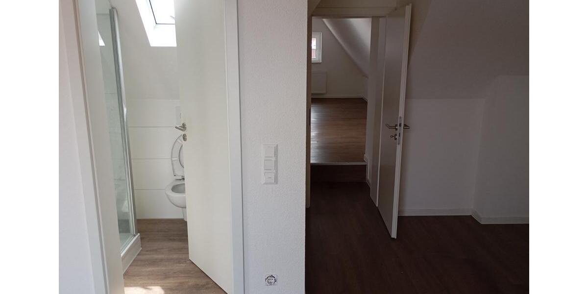 Dachgeschoßwohnung Tuttlingen - 3 Zimmer, 72 m&sup2;, 800&euro; | Angebot:21871380