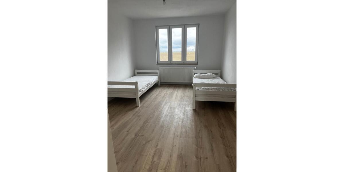 Mehrfamilienhaus, Wohnhaus Erxleben - 12 Zimmer, 300 m&sup2;, 2.500&euro; | Angebot:25220416
