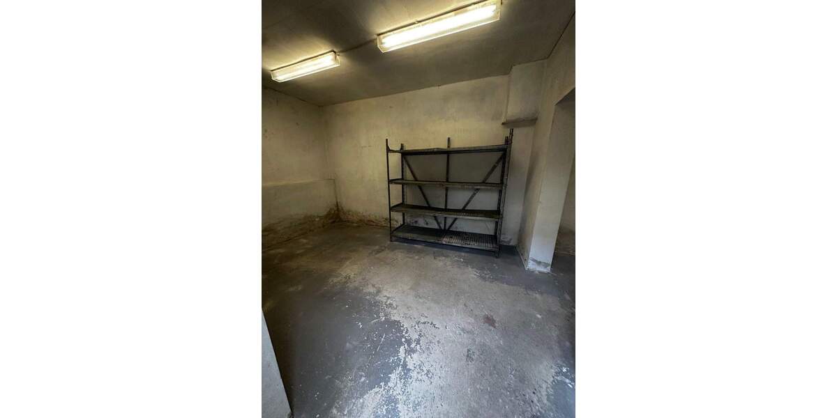 Gewerbeobjekt Weißenfels - 2 Zimmer, 700&euro; | Angebot:24621078