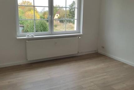 renovierte 2-Raumwohnung Zölkow, zwischen Crivitz und Goldberg 2 zimmer